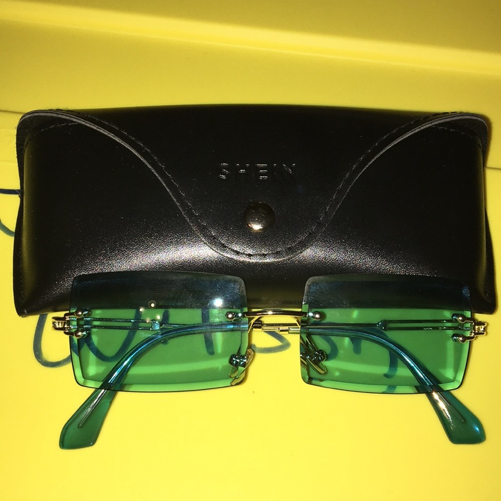 rimless glasses